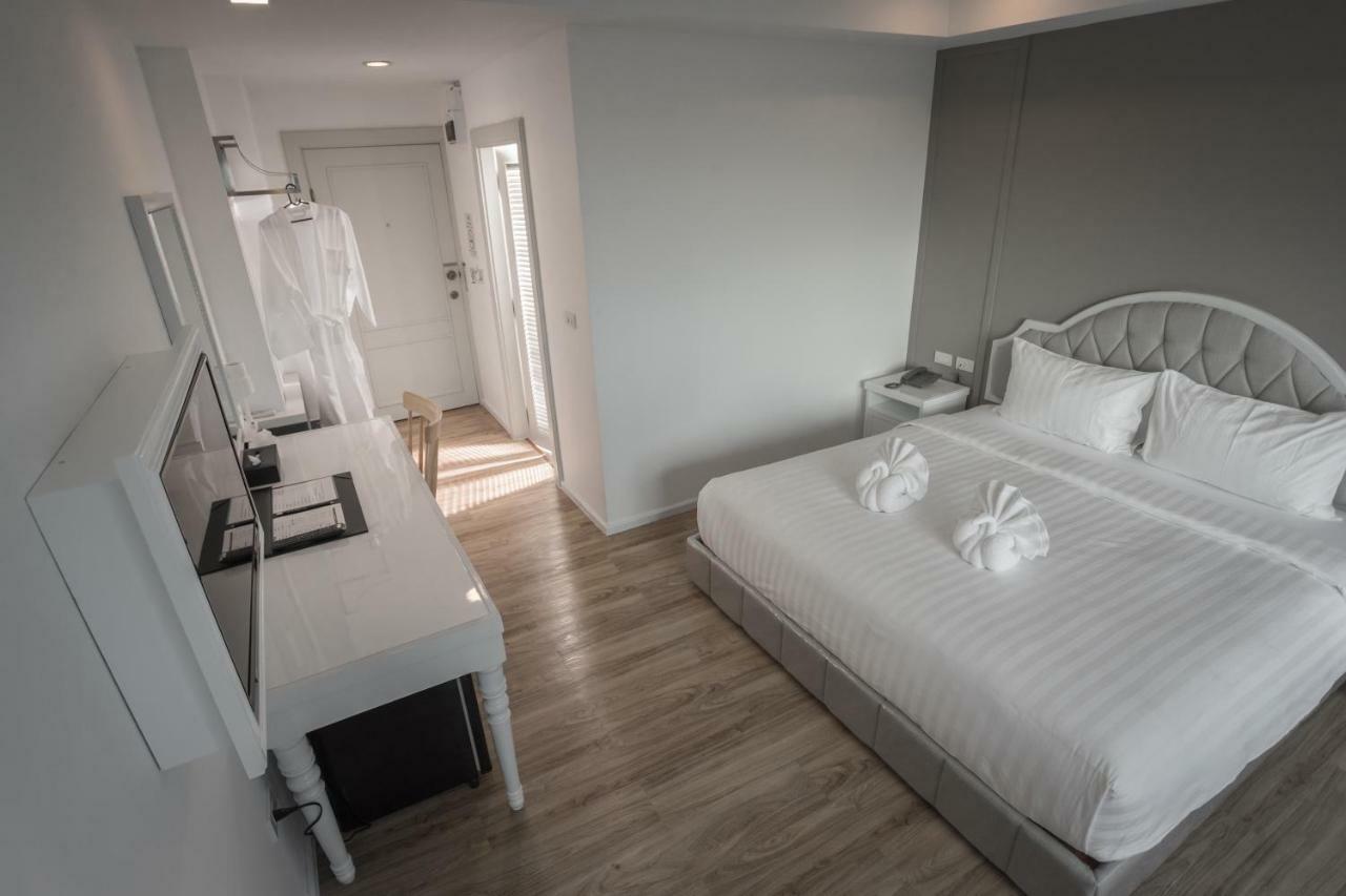Haus Hotel Udonthani Екстериор снимка
